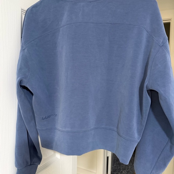 Lululemon Softstreme Perfectly Oversized Cropped Crew - Picture 3 of 4